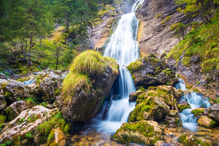Waterfall in the Bavarian Forest National Park (© Hurza | Dreamstime.com) Waterfall in the Bavarian Forest National Park (© Hurza | Dreamstime.com)