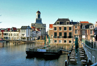 Marina, Leiden (� Eupedia.com)