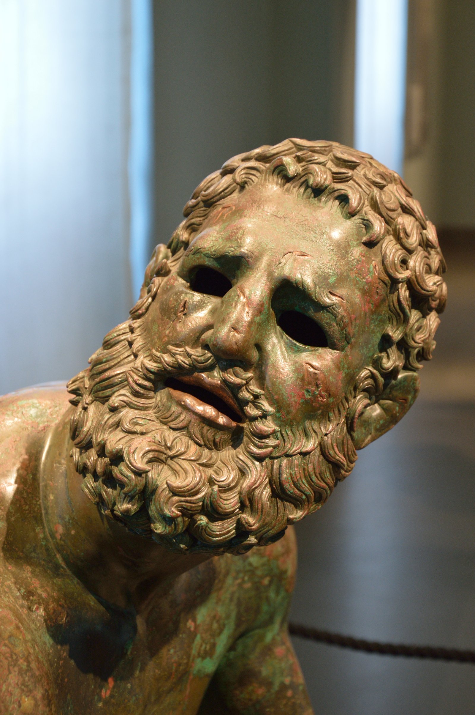Head_of_Boxer_of_Quirinal_(Mys_from_Taranto).JPG