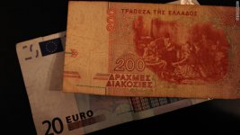 75004-t1larg.drachma.euro_.jpg