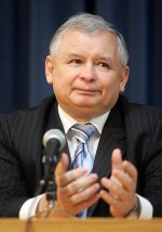 kaczynski_jaroslaw_mina_450.jpeg
