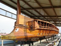 trireme1.jpg trireme1.jpg