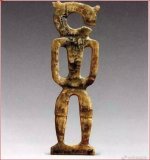 来自东亚的7300年前的玉人.JPG