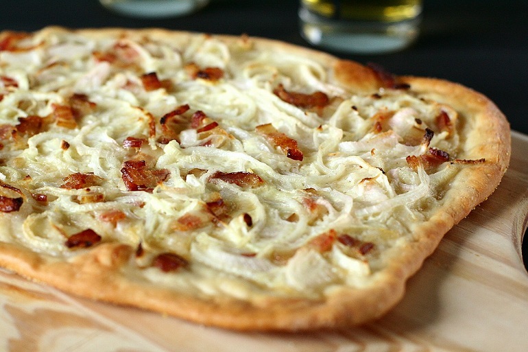 Flammekueche or tarte flambée, an Alsatian speciality (photo by Lulu Durand - CC BY 2.0)