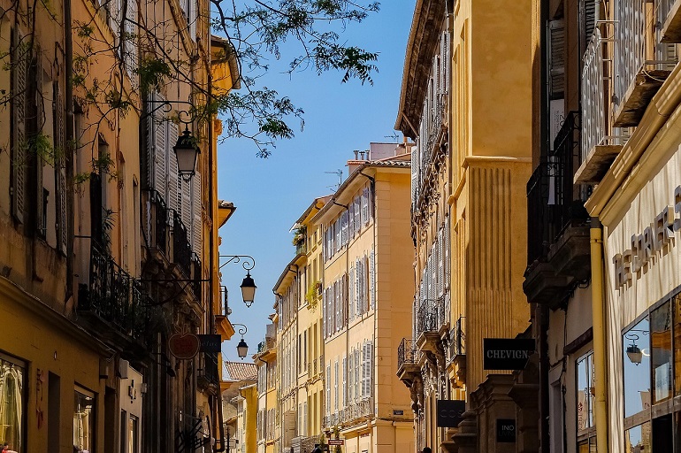 Aix-en-Provence (photo by djedj from Pixabay)