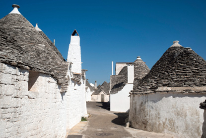 Alberobello, Apulia (&copy; Claudio Giovanni Colombo - iStockphoto.com)