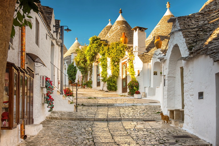 Trulli houses in Alberobello (© Thegrimfandango | Dreamstime.com)
