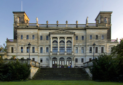 Albrechtsberg Palace (&copy; locha - Fotolia.com)