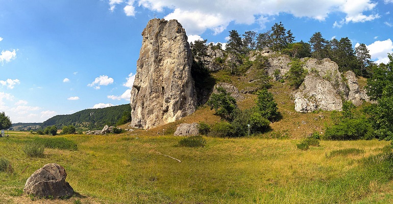 Altmühltal Nature Park (photo by Wolfgang Manousek from Dormagen, Germany - CC BY 2.0)
