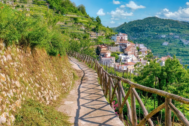 Valle delle Ferriere, Amalfi Coast (© Cherylramalho | Dreamstime.com)