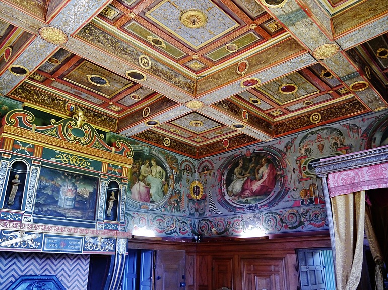 Room of the Arts, Ancy-le-Franc Castle (photo by Zairon - CC BY-SA 4.0)