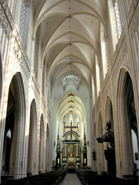 Interior of Our Lady's Cathedral, Antwerp (&copy; Eupedia.com)
