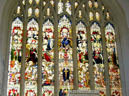 Stained glass windows in the chapel of Arundel Castle (&copy; Eupedia.com)