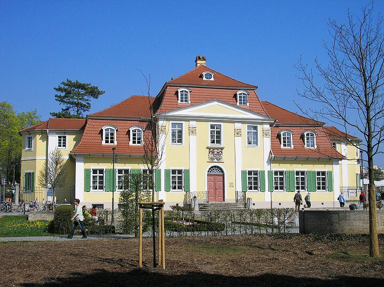 Friederikenschlösschen, Bad Langensalza (photo by Michael Sander - CC BY-SA 3.0)
