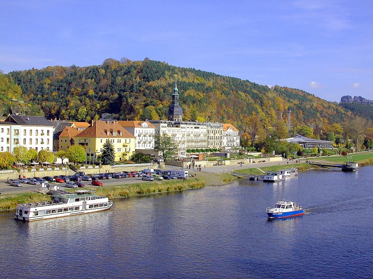 Bad Schandau (photo by Jörg Blobelt - CC BY-SA 4.0)