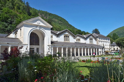 Bagnères-de-Luchon, Haute-Garonne (photo by Reinhardhauke - CC BY-SA 3.0)