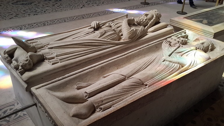 Tombs of Clovis I (far from the camera) and his son Childebert I, Basilica of Saint-Denis, Paris (photo by Yair Haklai - CC BY-SA 4.0)