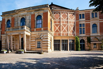 Richard Wagner Festival Hall, Bayreuth (&copy; Edler von Rabenstein - Fotolia.com)