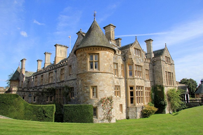 Beaulieu Palace House (photo by Karen Roe - CC BY 2.0)