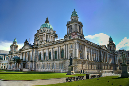 Belfast City Hall  (© Josemaria Toscano - iStockphoto.com)