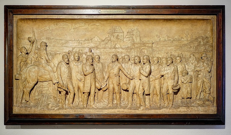 Swiss envoys arrive at the siege of Strasbourg; bas-relief plaster by Frédéric-Auguste Bartholdi, Musée d’Histoire de la Citadelle, Belfort (photo by Thomas Bresson - CC BY 3.0)