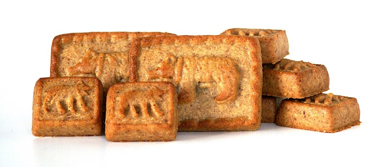 Berner Haselnussleckerli (Haselnusslebkuchen), a traditional sweet from the canton of Berne (photo by Sandstein - CC BY 3.0)