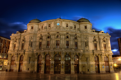 Teatro Arriaga, Bilbao (© B.F. - Fotolia.com) Teatro Arriaga, Bilbao (© B.F. - Fotolia.com)