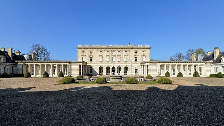 Château de Bizy, Normandy, France (photo by Patrick - CC BY-SA 2.0)
