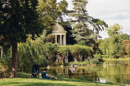 Île de Reuilly on Lac Daumesnil in the Bois de Vincennes, Paris (photo by Cristian Bortes from Cluj-Napoca, Romania - CC BY 2.0)