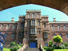 Queen Elizabeth's Hospital, Bristol (&copy; Eupedia.com)