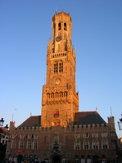 Belfry at sunset, Bruges (&copy; Eupedia.com)