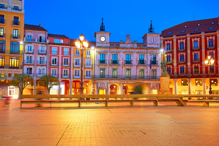 Plaza Mayor, Burgos (© Lunamarina | Dreamstime.com)