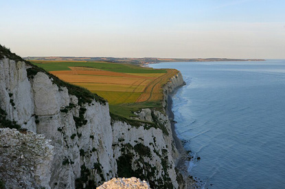 Cap Blanc-Nez & Cap Gris-Nez, Pas-de-Calais (photo by Jörg Braukmann - CC BY-SA 4.0)