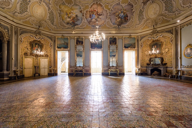 Interior of Palazzo Biscari, Catania (© emcamposphoto2 | Dreamstime.com)