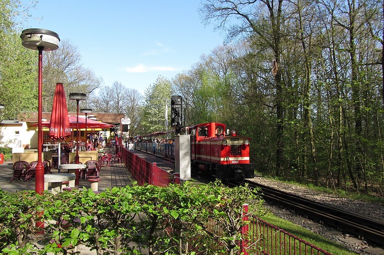 Parkeisenbahn, Chemnitz (photo by Ub12vow - CC BY-SA 3.0)