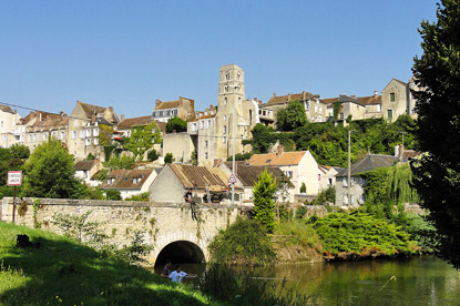 Château-Landon, Seine-et-Marne (photo by Pierre Poschadel - CC BY-SA 4.0)