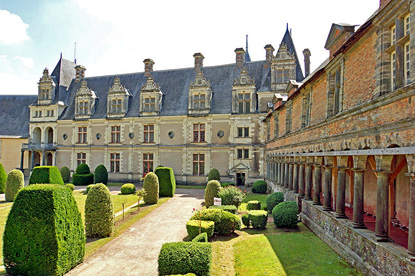 Châteaubriant Castle, Pays de la Loire, France (photo by Dennis G. Jarvis - CC BY 2.0)