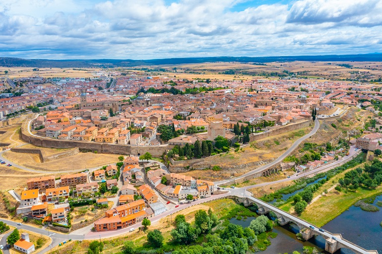 Aerial view of Ciudad Rodrigo (© Dudlajzov | Dreamstime.com)