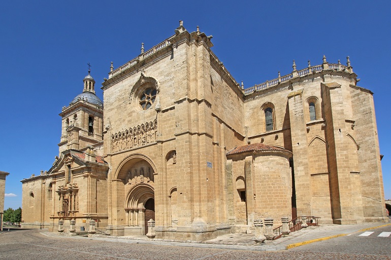 Cathedral of Ciudad Rodrigo (© Jennifer Thompson | Dreamstime.com)
