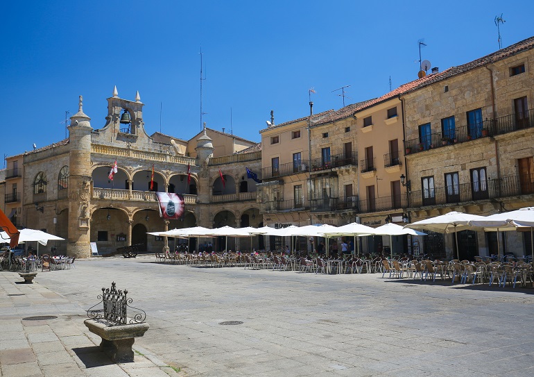 Plaza Mayor, Ciudad Rodrigo (© Jorisvo | Dreamstime.com)