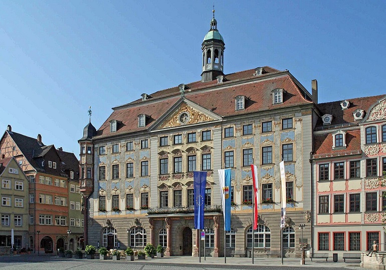 Town Hall, Coburg (photo by Störfix - CC BY-SA 3.0)