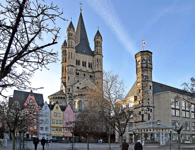 Groß St. Martin & Fishmarkt, Cologne (photo by Elya - CC BY 2.0)