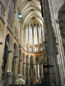 Inside the Cathedral of Cologne (photo by Pascal Reusch - CC BY 2.0)
