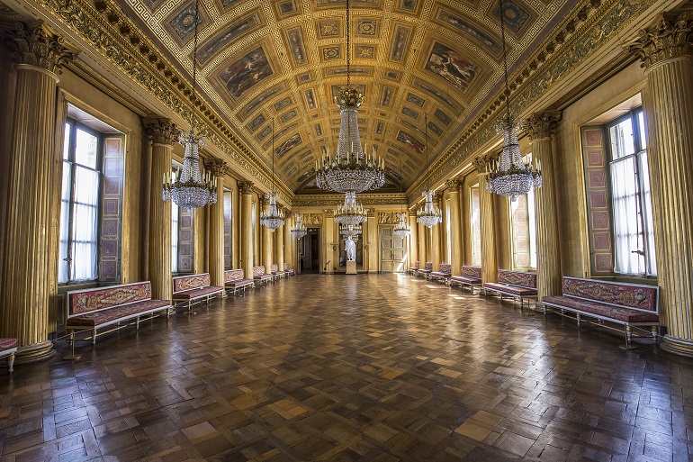 Ballroom, Palace of Compiègne (© Photogolfer | Dreamstime.com)