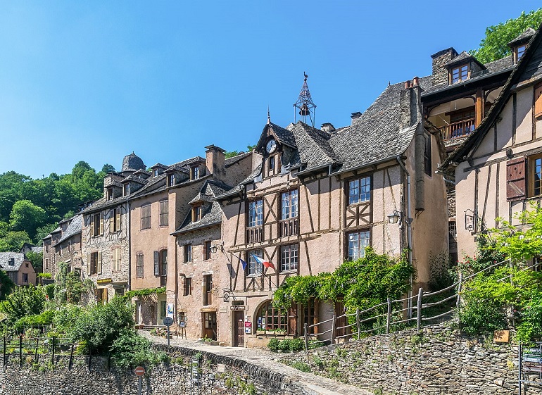 Conques (photo by Krzysztof Golik - CC BY-SA 4.0)