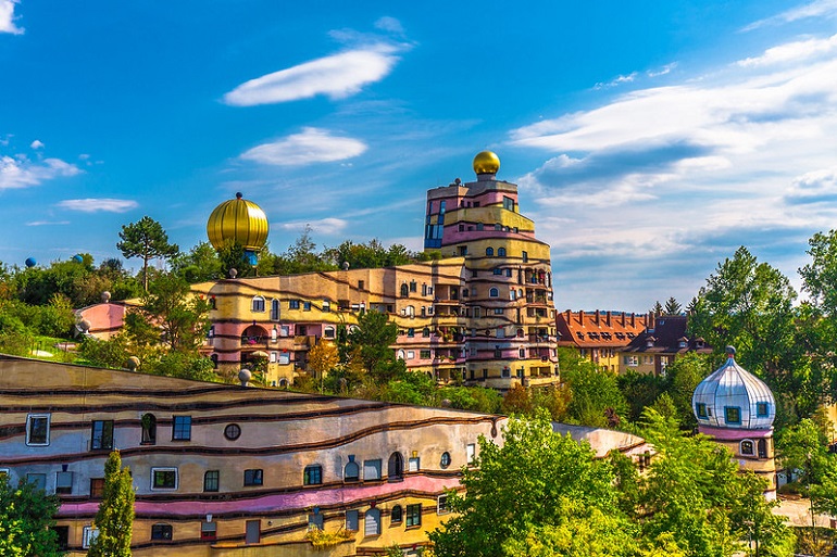 Waldspirale, Darmstadt (photo by Kiefer - CC BY 2.0)
