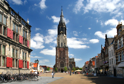 Church on the Market Square, Delft (&copy; jan kranendonk | iStockphoto.com)