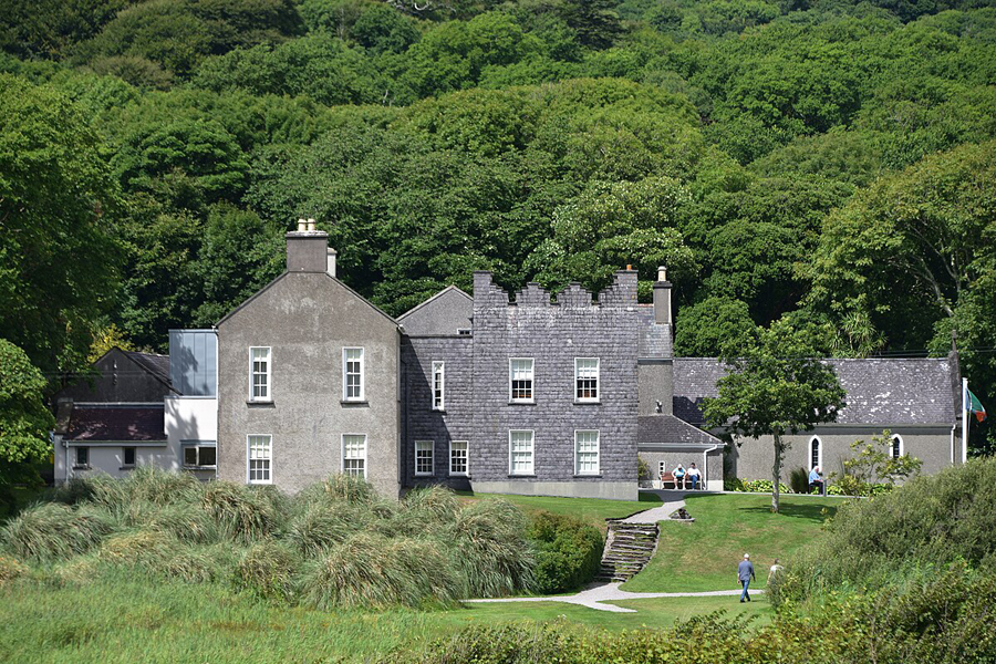 Derrynane House (photo by August Schwerdfeger - CC BY 4.0)