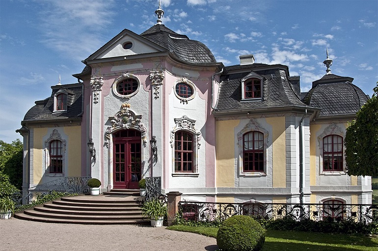 Rokokoschloss, Dornburger Schlösser (photo by Zacke82 - CC BY-SA 3.0)