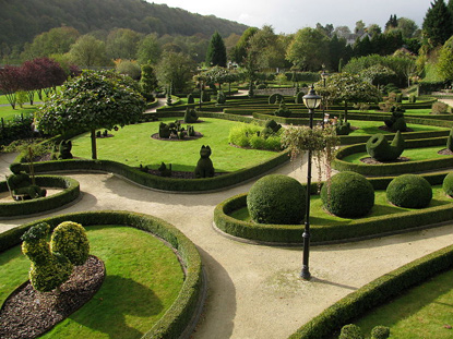 Topiary Park, Durbuy (photo by Donar Reiskoffer - CC BY 3.0 Unported license)